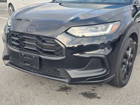 Used 2024 Honda HR-V Sport image 10