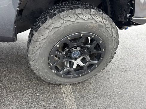 Used 2023 Toyota Tacoma SR image 11