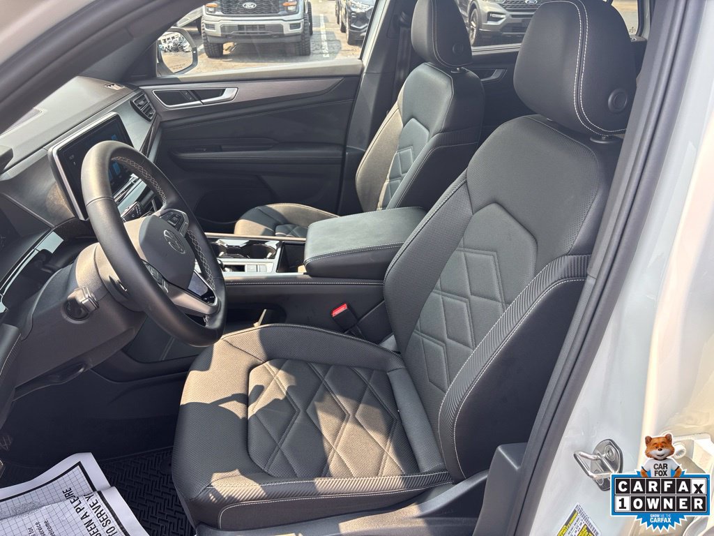 Used 2025 Volkswagen Atlas Cross Sport SE AWD/4WD image 27