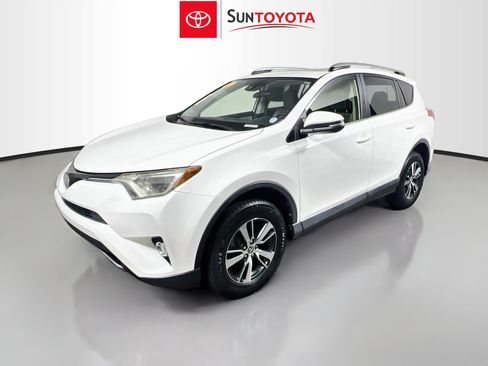 Used 2018 Toyota RAV4 XLE FWD image 9
