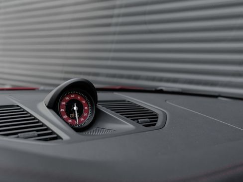 Certified 2024 Porsche 911 Carrera S RWD image 20