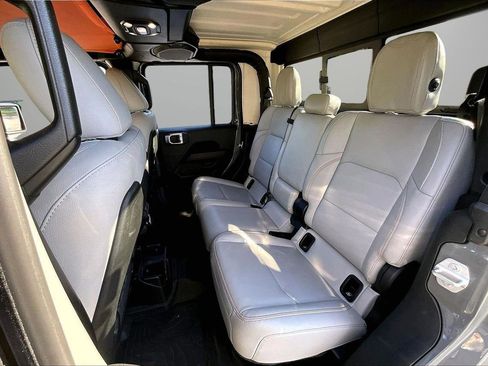 Certified 2022 Jeep Gladiator Mojave w/ LED Lighting Group AWD/4WD image 22