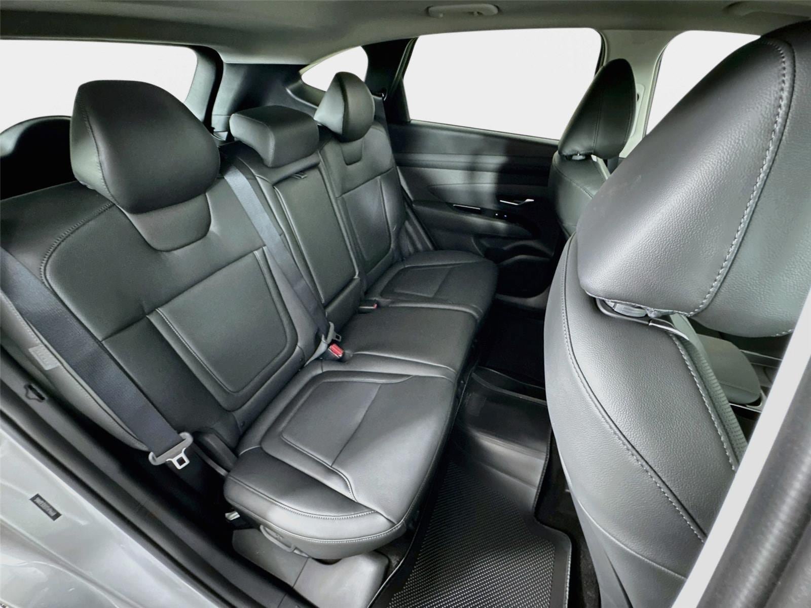 New 2026 Hyundai Tucson Limited FWD image 29