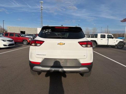 Used 2025 Chevrolet TrailBlazer LT image 4