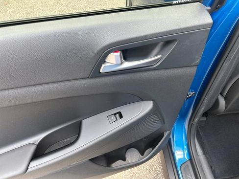 Used 2019 Hyundai Tucson SE FWD image 25