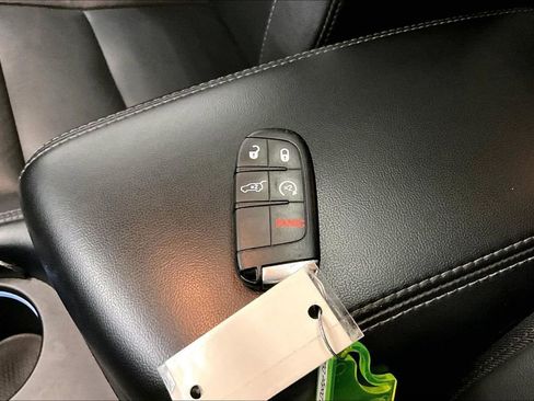 Used 2022 Dodge Durango GT AWD/4WD image 34