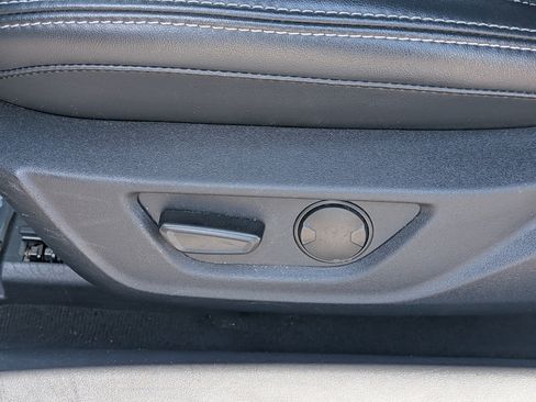 Used 2025 Ford Mustang Premium RWD image 22