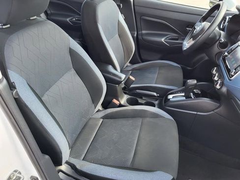 Used 2025 Nissan Versa SV image 22