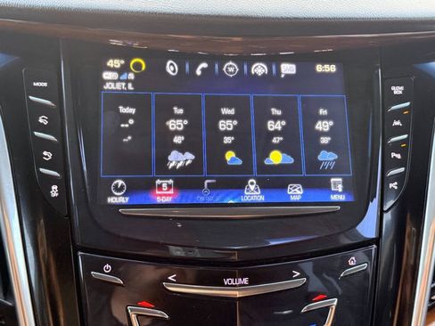 Used 2019 Cadillac Escalade ESV Luxury AWD/4WD image 43
