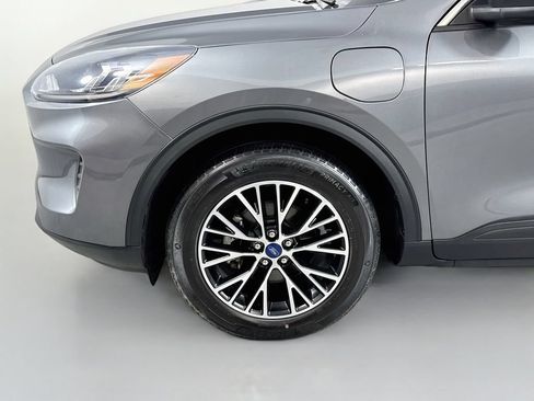 Used 2022 Ford Escape SE w/ Convenience Package FWD image 11