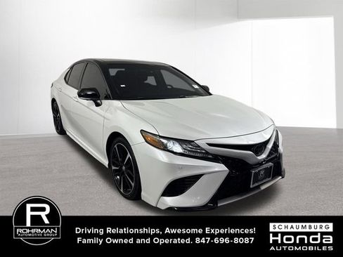 Used 2018 Toyota Camry XSE w/ Driver Assist Package FWD image 3
