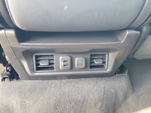 Used 2019 Chevrolet Silverado 1500 LT image 34