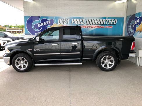 Used 2016 RAM 1500 Laramie AWD/4WD image 5