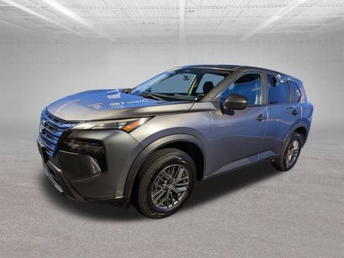 Used 2024 Nissan Rogue S FWD image 9