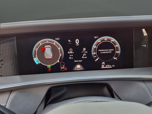 New 2026 Volkswagen Tiguan SE R-Line image 18