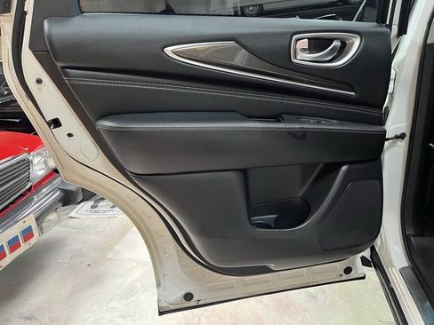 Used 2016 INFINITI QX60 Luxe w/ Premium Plus Package AWD/4WD image 31