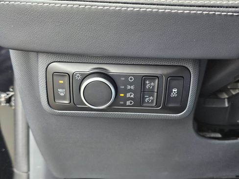New 2026 Ford Mustang Mach-E Premium AWD/4WD image 18