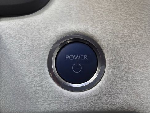 Used 2023 Toyota Tundra Capstone AWD/4WD image 25