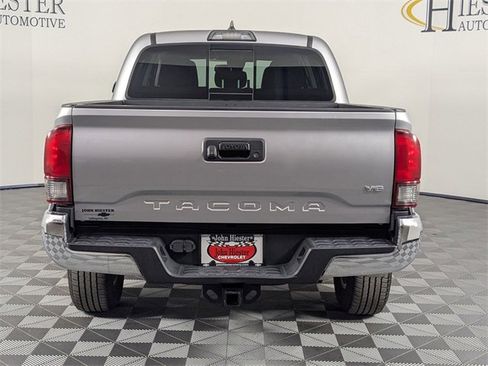 Used 2018 Toyota Tacoma SR5 image 6