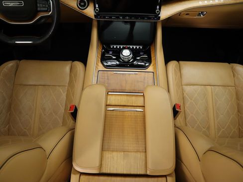 Used 2022 Jeep Grand Wagoneer Series III w/ Flexible Seating Group image 17