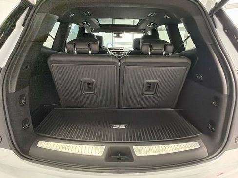 Certified 2024 Cadillac XT6 Premium Luxury w/ LPO, Floor Liner Package AWD/4WD image 24