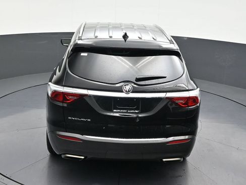 Used 2022 Buick Enclave Essence image 19