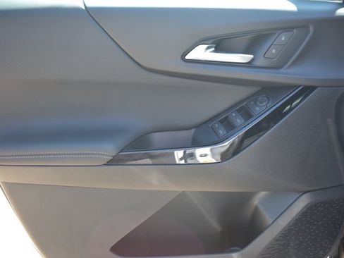 New 2027 Chevrolet Equinox LT FWD image 11