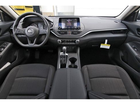 New 2025 Nissan Altima 2.5 S image 7