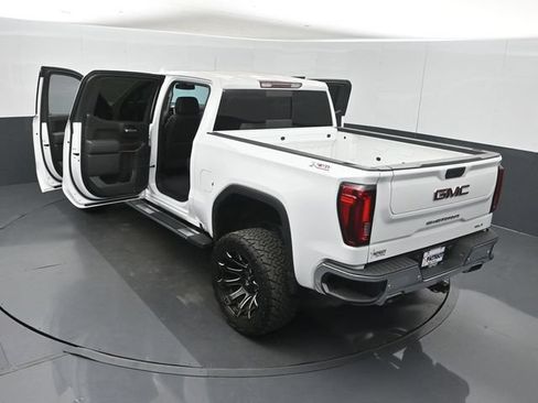 Used 2021 GMC Sierra 1500 SLT AWD/4WD image 58