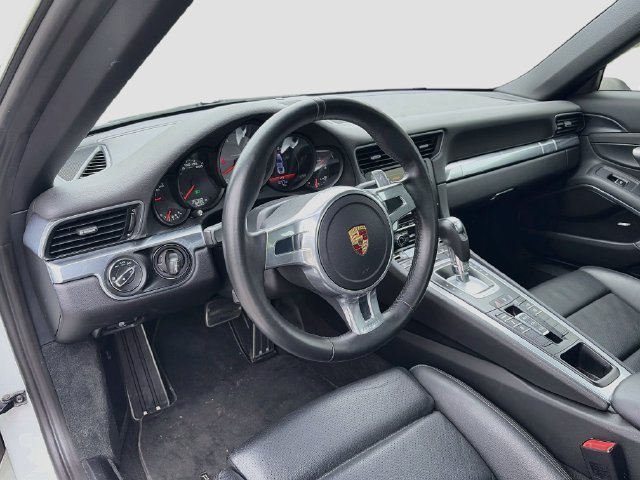 Used 2014 Porsche 911 Carrera S RWD image 9