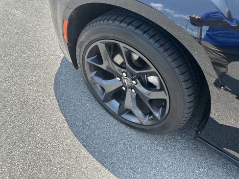 New 2023 Chrysler 300 Touring L w/ Popular Equipment Group image 11