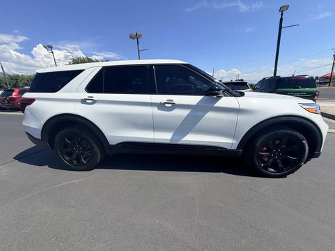 Used 2021 Ford Explorer ST w/ Equipment Group 401A AWD/4WD image 2