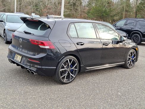 Used 2024 Volkswagen Golf R image 9