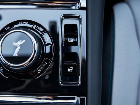 Used 2025 Rolls-Royce Ghost image 79