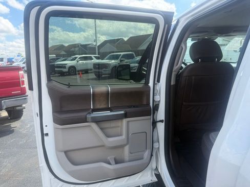 Used 2019 Ford F150 Limited AWD/4WD image 39