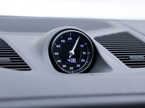 New 2026 Porsche Cayenne GTS image 25