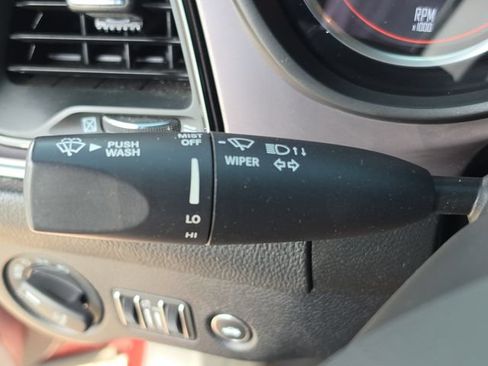 Used 2022 Dodge Challenger GT RWD image 20