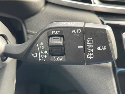 Used 2018 BMW X2 sDrive28i w/ Convenience Package FWD image 18