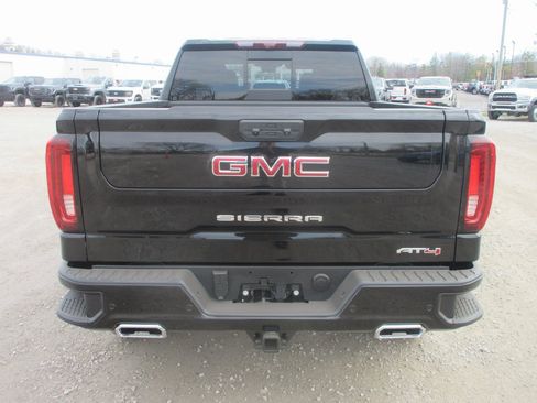 New 2026 GMC Sierra 1500 AT4 w/ AT4 Premium Package image 6