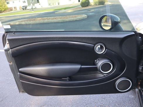Used 2013 MINI Cooper S FWD image 23