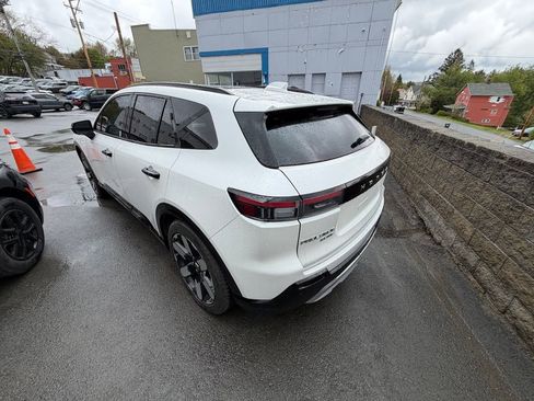 Used 2024 Honda Prologue Elite image 3