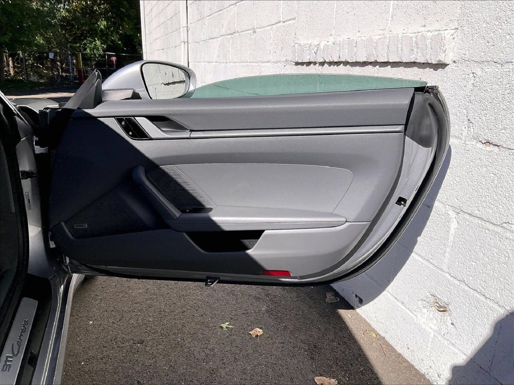 Certified 2021 Porsche 911 Carrera RWD image 28