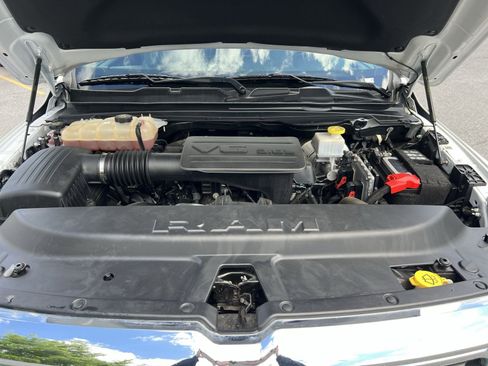 Used 2022 RAM 1500 Big Horn AWD/4WD image 34