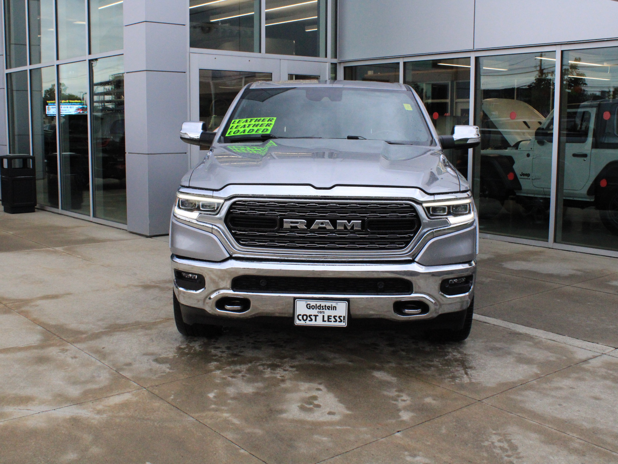 Used 2022 RAM 1500 Limited w/ Bed Utility Group AWD/4WD image 2