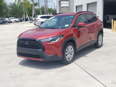 Used 2022 Toyota Corolla Cross LE FWD image 7