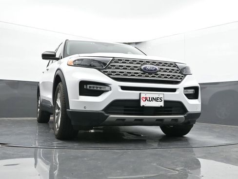 Used 2023 Ford Explorer Limited image 46