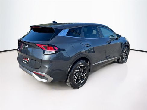 Used 2023 Kia Sportage LX image 7