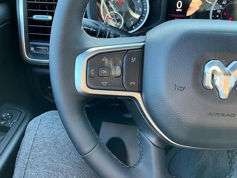 New 2026 RAM 1500 4x4 Crew Cab image 19