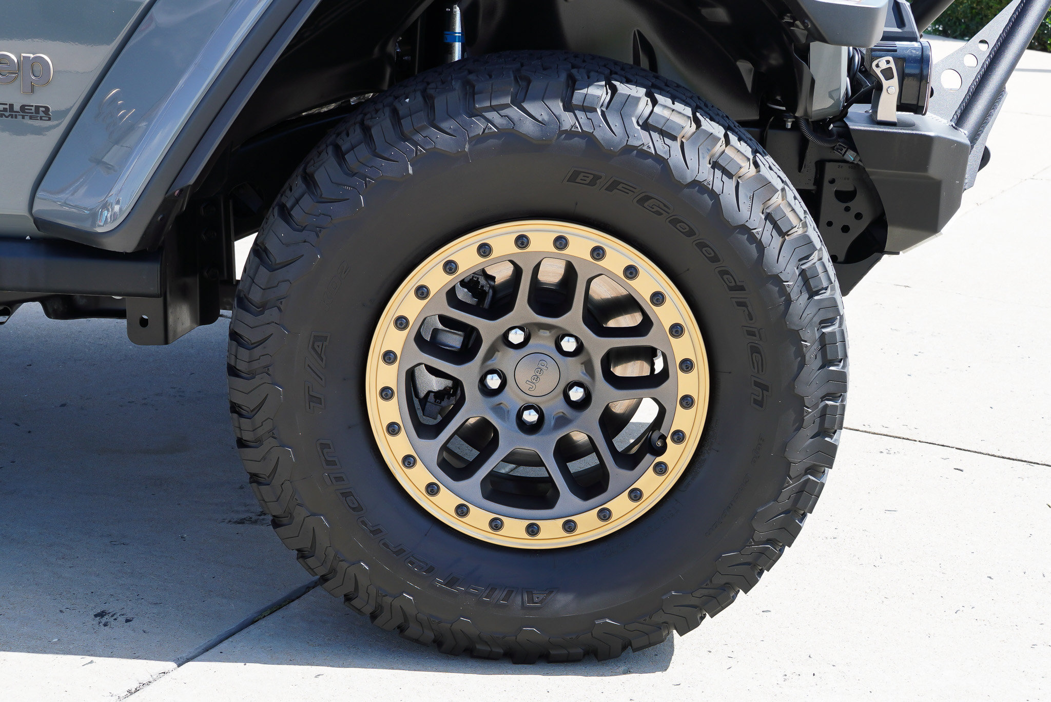 Used 2022 Jeep Wrangler Unlimited Rubicon w/ Xtreme Recon 35" Tire Package AWD/4WD image 10