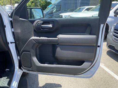 Used 2022 Chevrolet Silverado 1500 W/T w/ WT Value Package AWD/4WD image 19